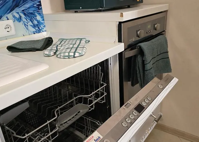 Center Sea Garden 2br