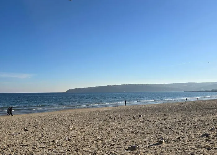 Center Sea Garden 2br * 바르나