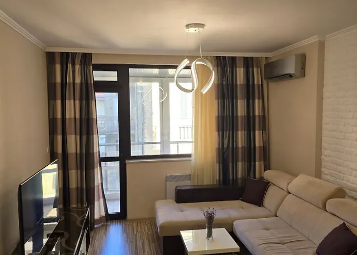 아파트 Center Sea Garden 2br *