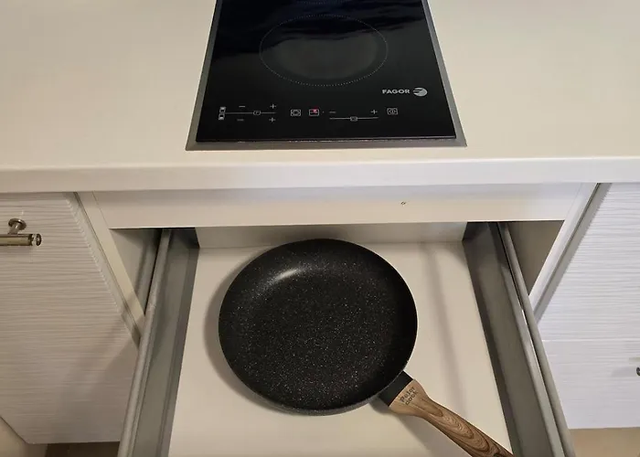 아파트 Center Sea Garden 2br *