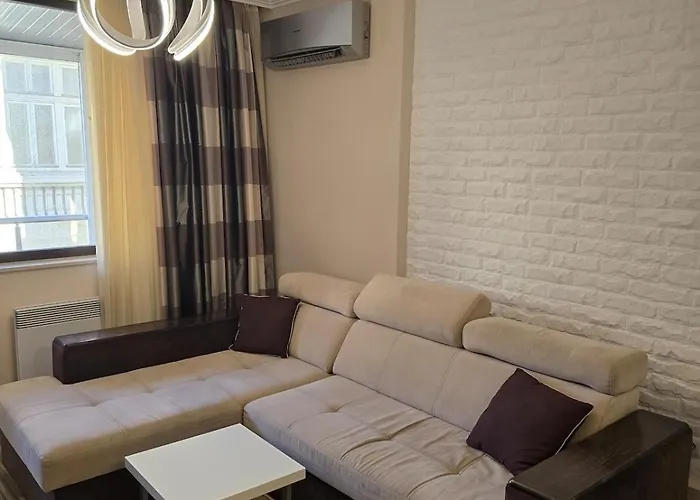 Center Sea Garden 2br