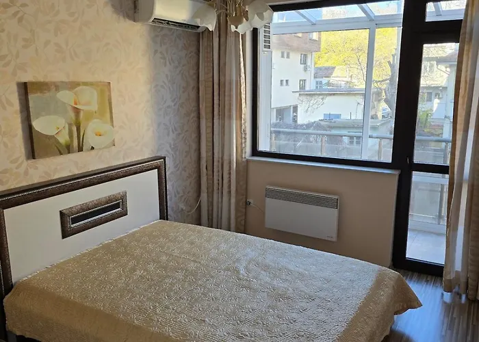 Center Sea Garden 2br *